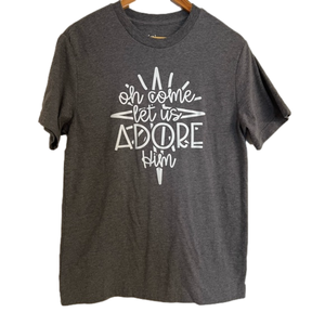 Oh Come Let Us Adore Him Gray Short Sleeve Tshirt Size Medium